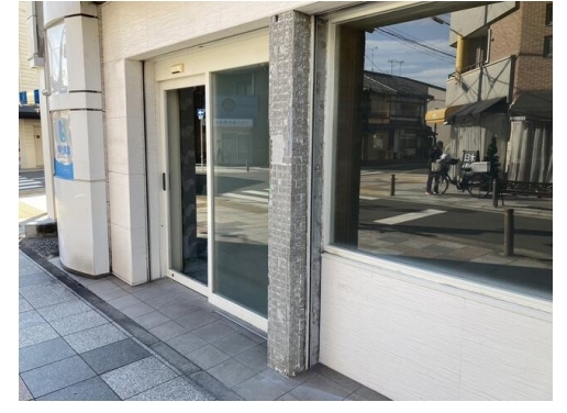 北大路（29.8坪）の店舗物件画像 外観・内観1