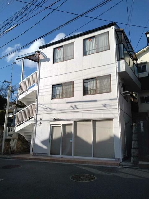 新神戸（7.96坪）の店舗物件画像 外観・内観1