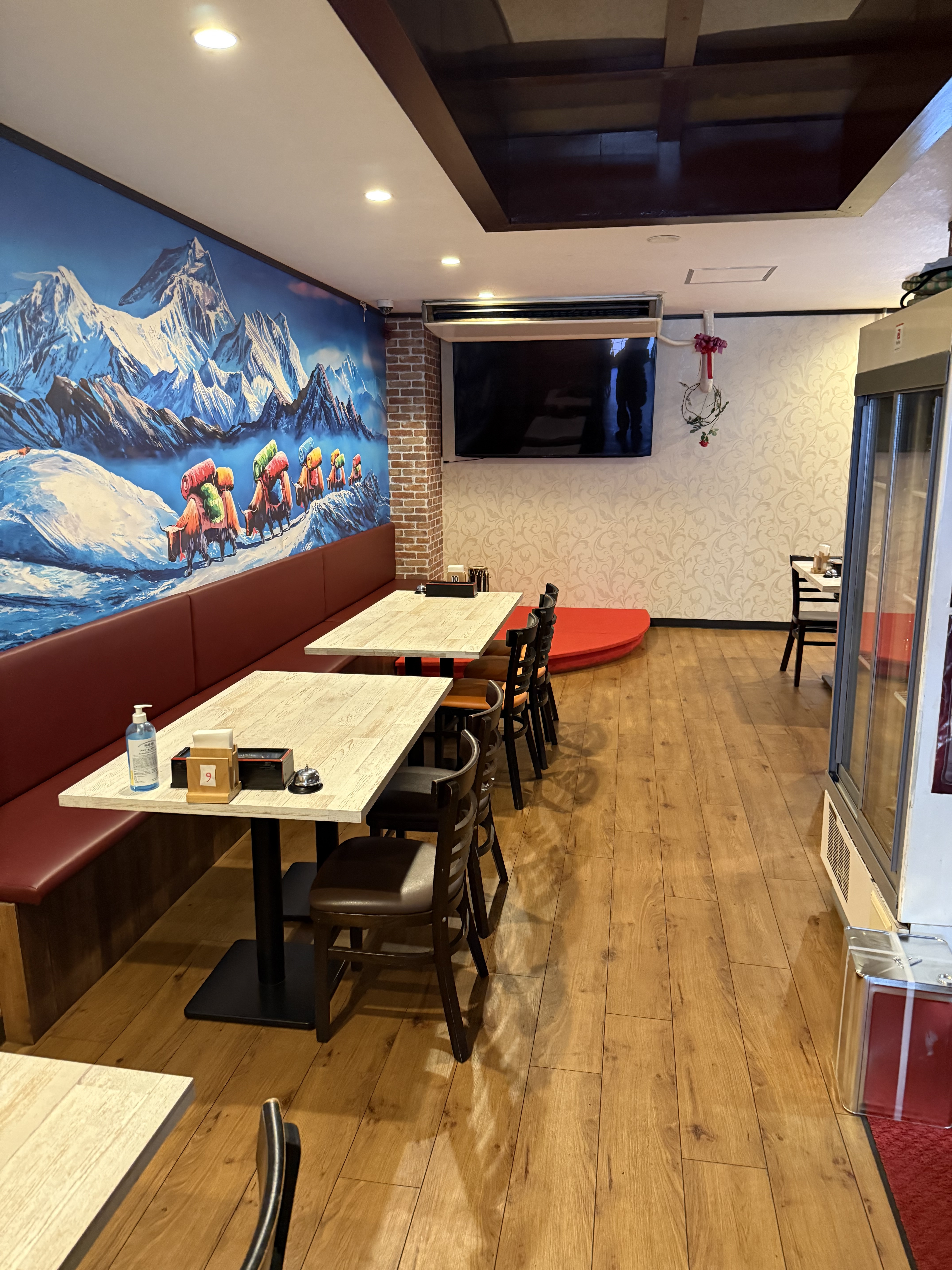 太閤通（30坪）の店舗物件画像 外観・内観1