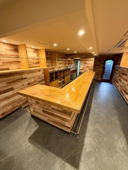 宿院（21.18坪）の店舗物件画像 外観・内観1