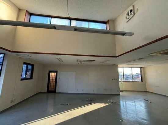 花園（130.17坪）の店舗物件画像 外観・内観1