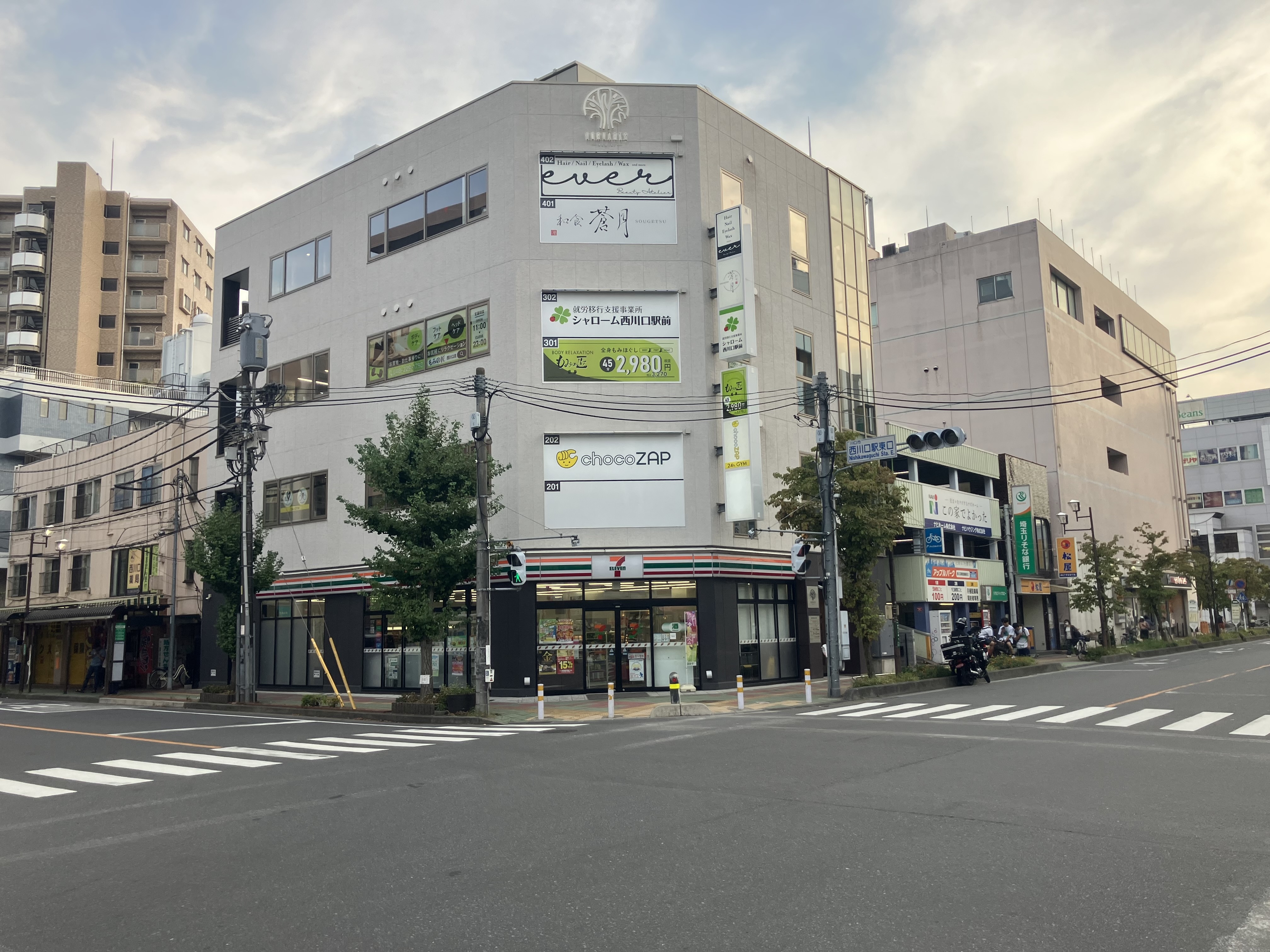 西川口（23.42坪）の店舗物件画像 外観・内観1