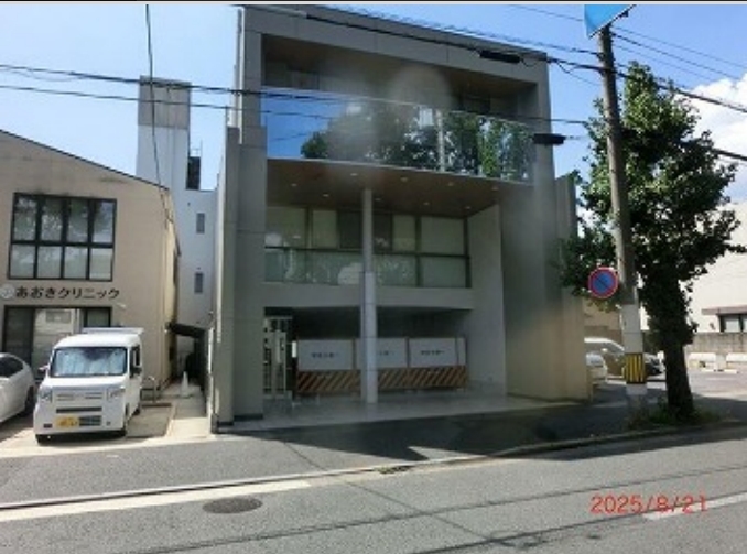 修学院（45.98坪）の店舗物件画像 外観・内観1