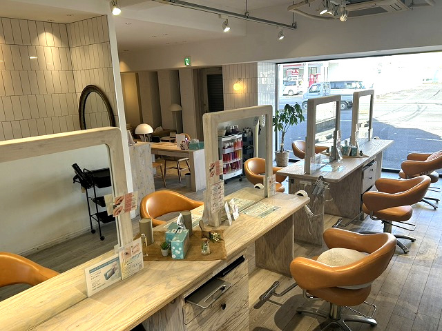 国府宮（35.28坪）の店舗物件画像 外観・内観1