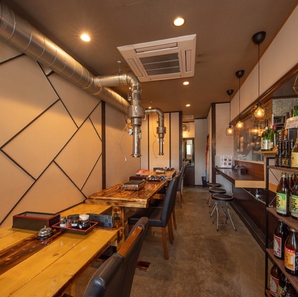 春日（9.52坪）の店舗物件画像 外観・内観1