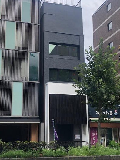 五条（10.2坪）の店舗物件画像 外観・内観1