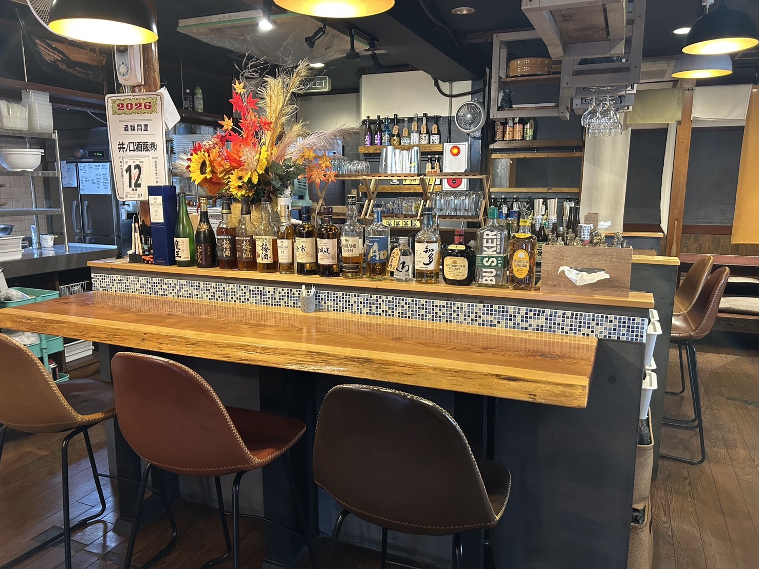 紫（28.9坪）の店舗物件画像 外観・内観1