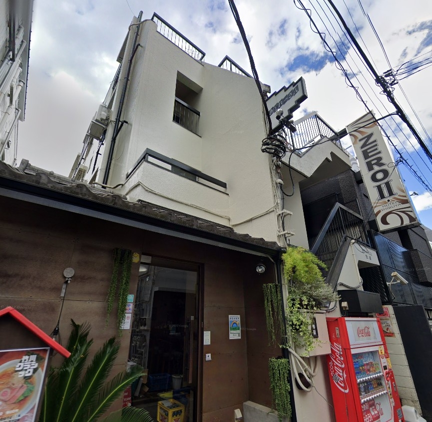 神泉（7.5坪）の店舗物件画像 外観・内観1