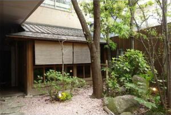 赤坂（38.34坪）の店舗物件画像 外観・内観1