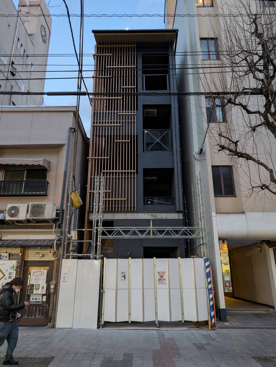 京都河原町（11.87坪）の店舗物件画像 外観・内観1