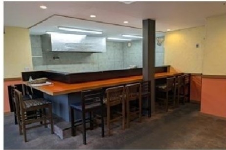 河内小阪（13坪）の店舗物件画像 外観・内観1