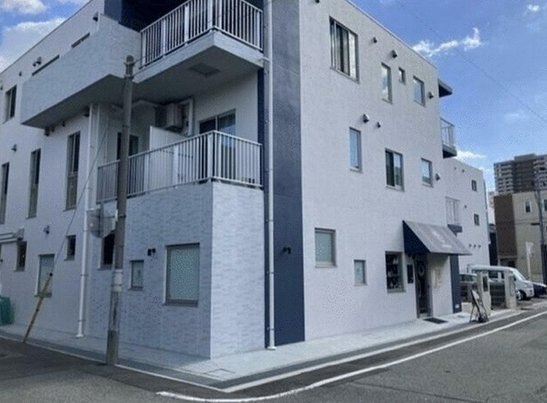 西宮北口（39.88坪）の店舗物件画像 外観・内観1