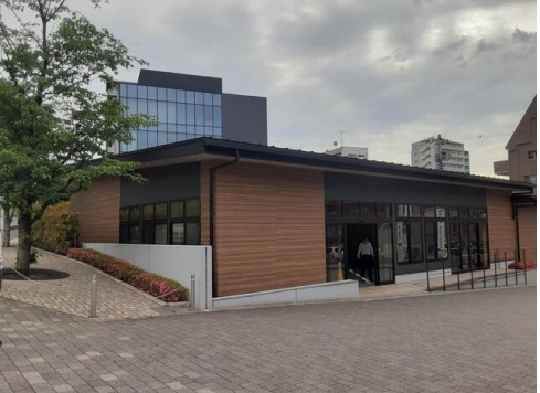 狭山市（60.14坪）の店舗物件画像 外観・内観1