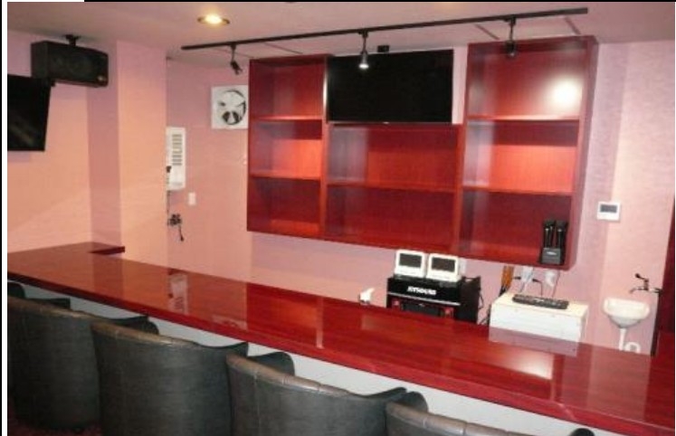 布施（6.4坪）の店舗物件画像 外観・内観1