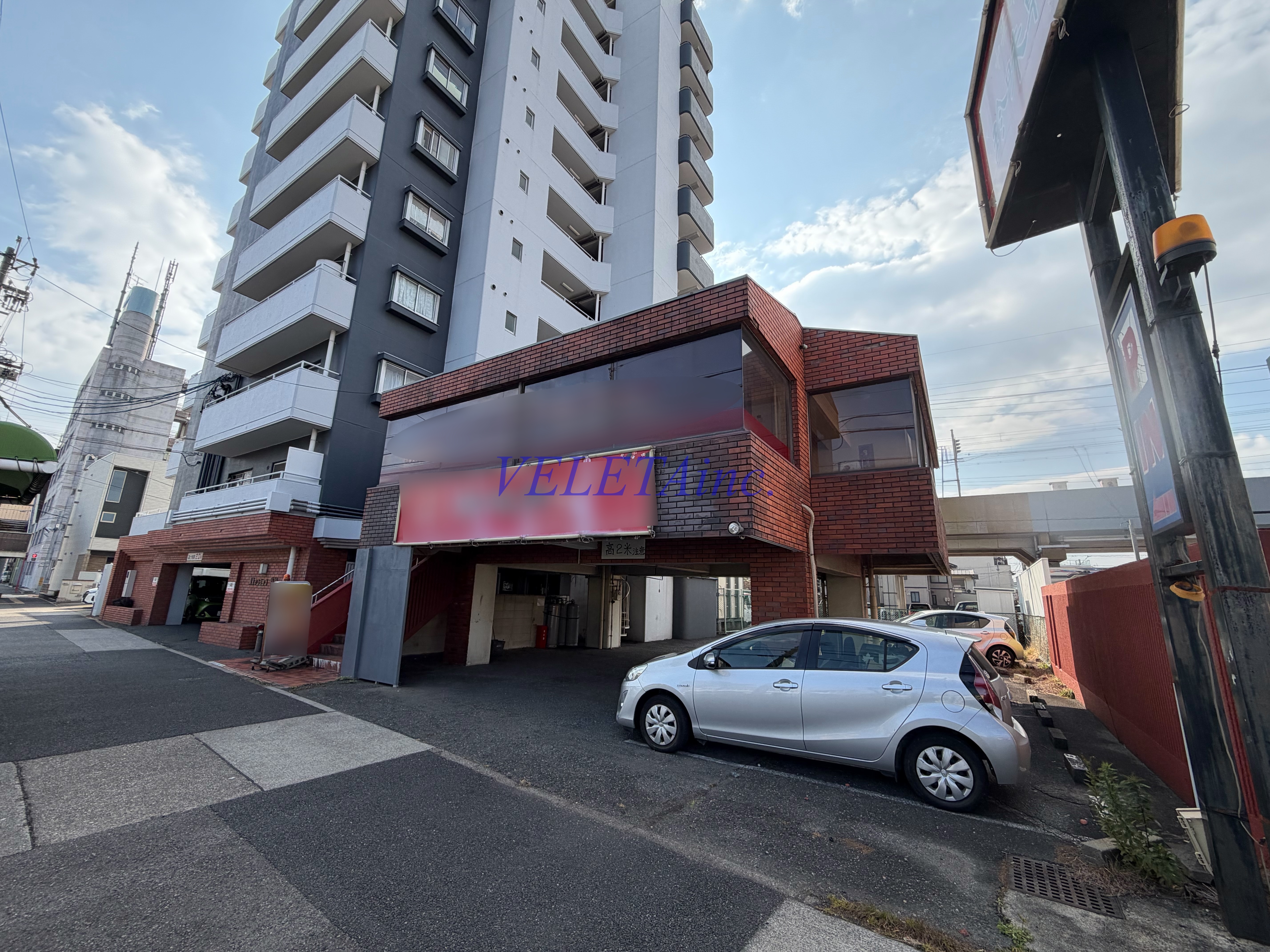 大江（20坪）の店舗物件画像 外観・内観1