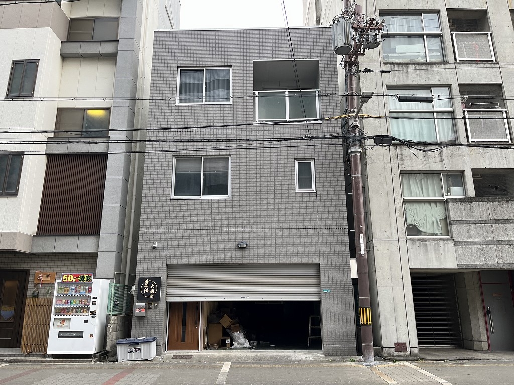 大国町（16.47坪）の店舗物件画像 外観・内観1