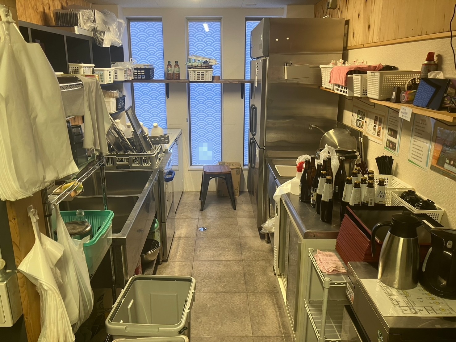 蓮田（17.1坪）の店舗物件画像 外観・内観1