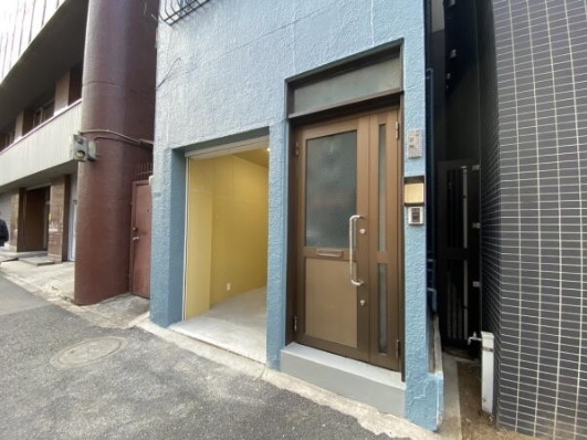 新御徒町（7.98坪）の店舗物件画像 外観・内観1