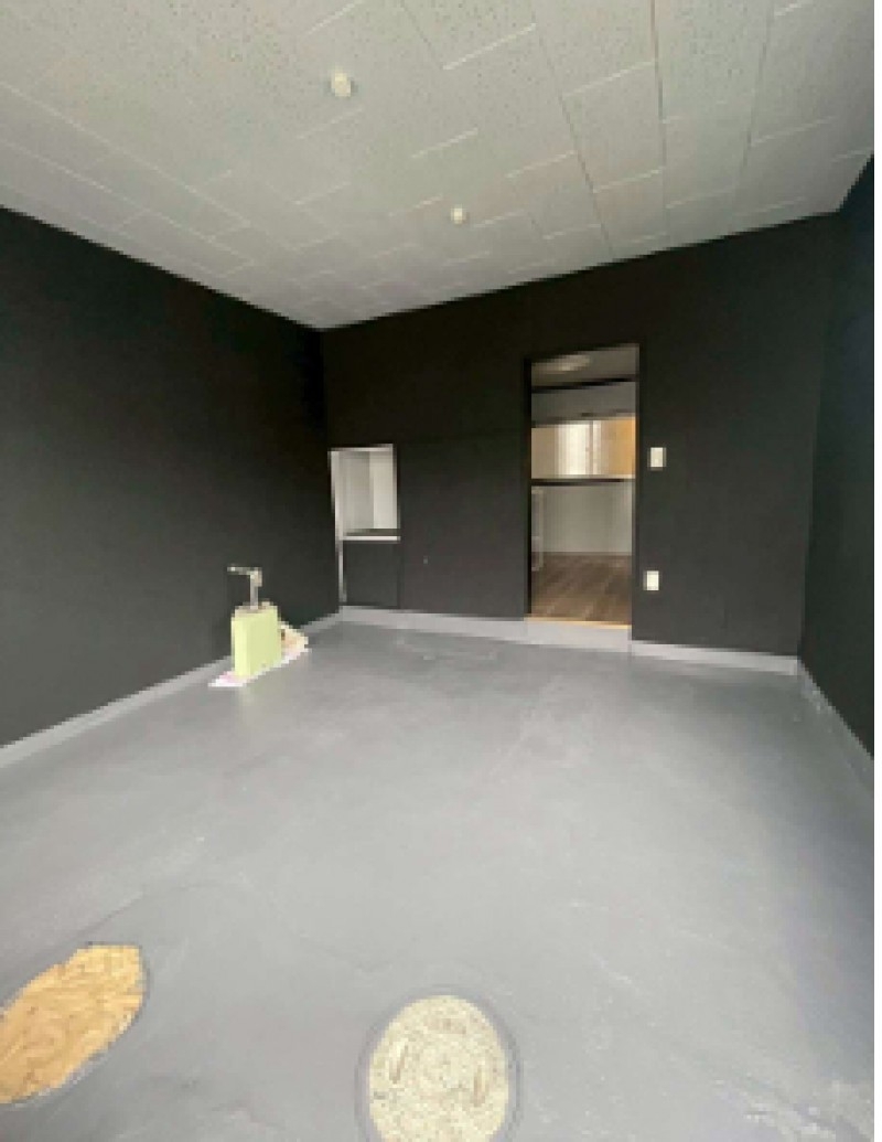 播磨高岡（3.6坪）の店舗物件画像 外観・内観1