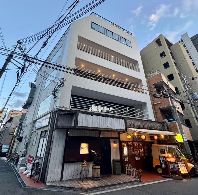 天神橋筋六丁目（34.48坪）の店舗物件画像 外観・内観1