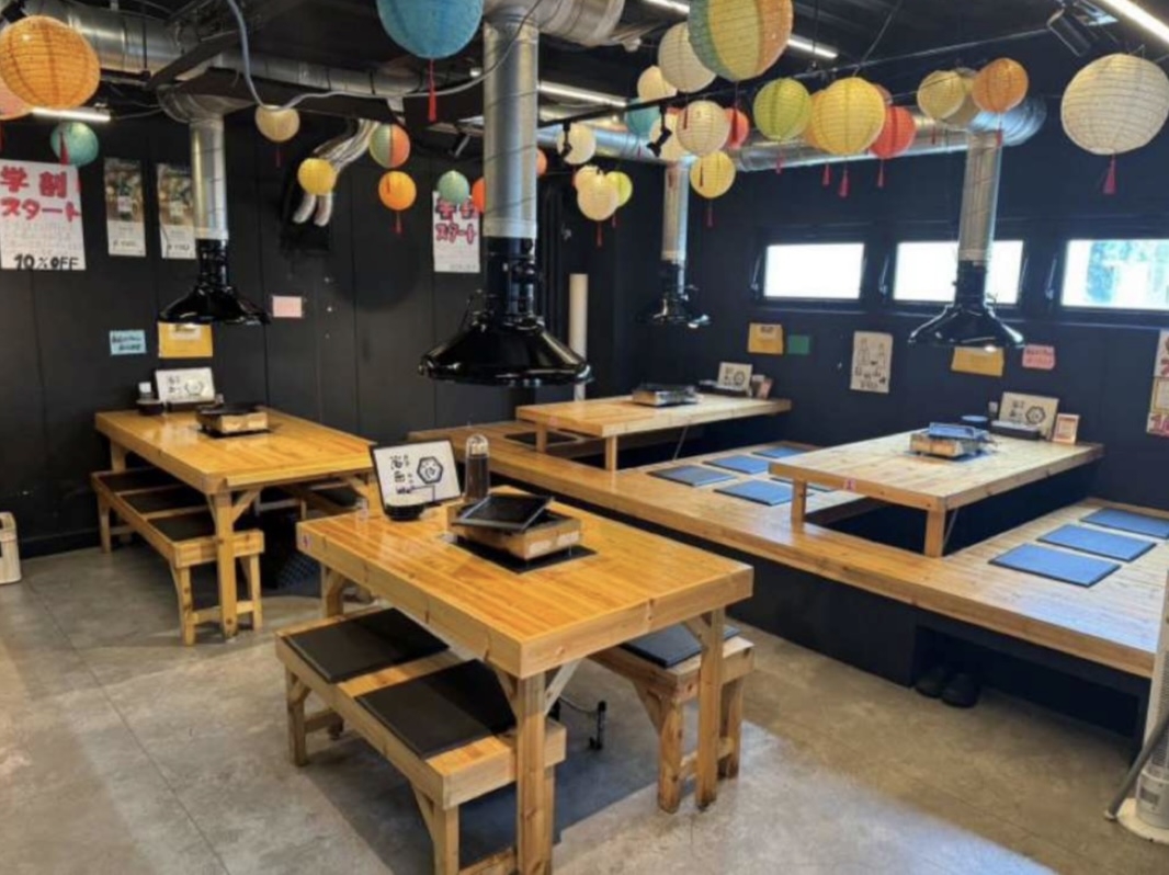 立花（15坪）の店舗物件画像 外観・内観1