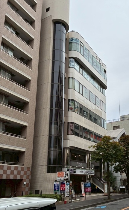 新百合ヶ丘（52坪）の店舗物件画像 外観・内観1