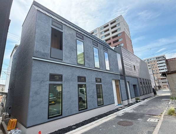 姫路（13.9坪）の店舗物件画像 外観・内観1