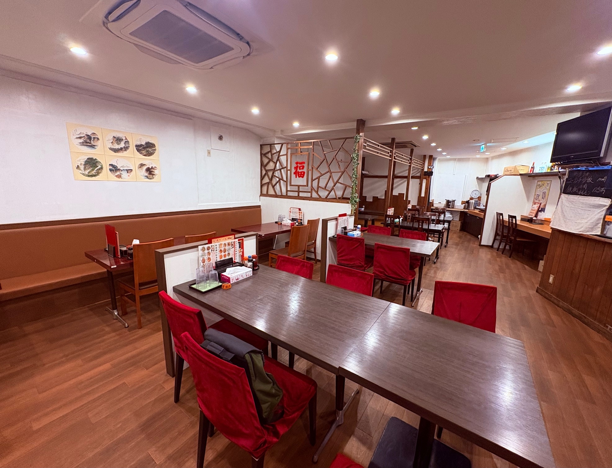 東大宮（34.39坪）の店舗物件画像 外観・内観1