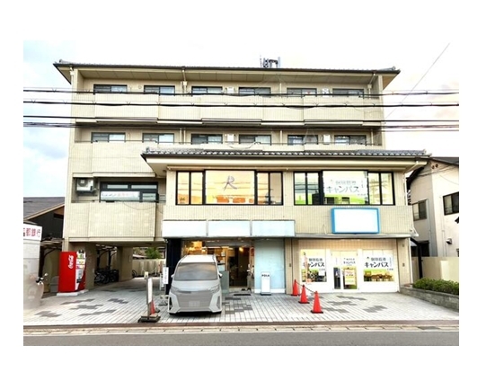 岩倉（16.5坪）の店舗物件画像 外観・内観1