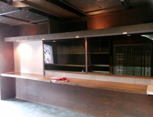 大久保（15坪）の店舗物件画像 外観・内観1