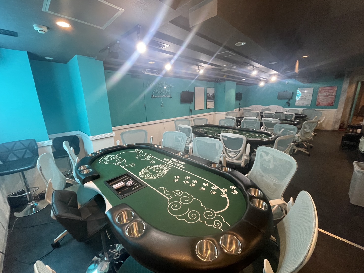 赤坂（24.12坪）の店舗物件画像 外観・内観1