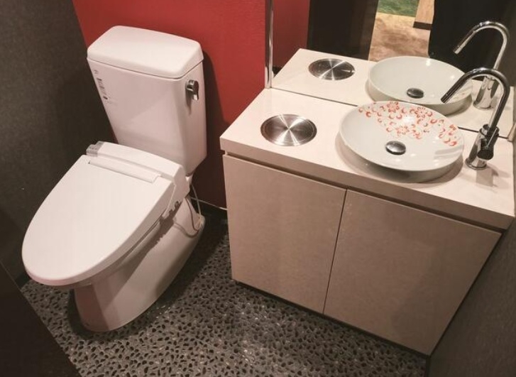 北新地（14.72坪）の店舗物件画像 外観・内観1