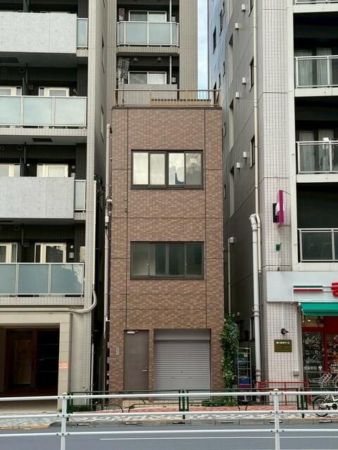 牛込柳町の店舗物件