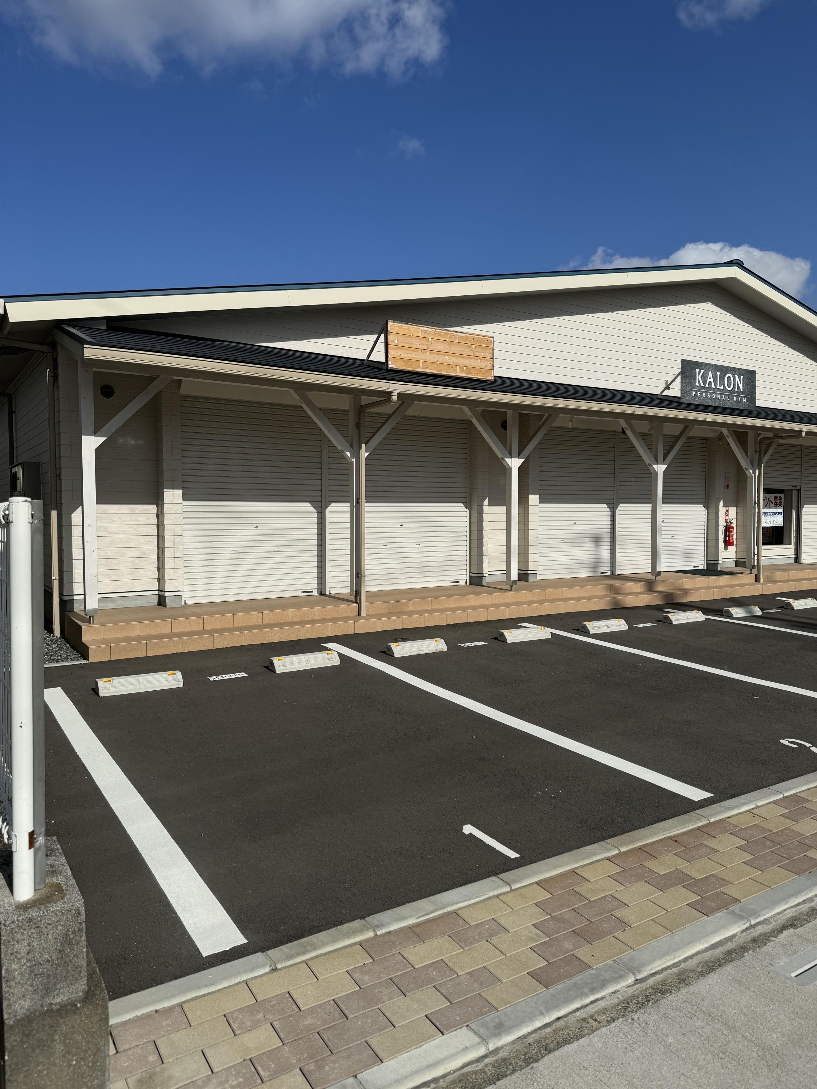 博多南（11.7坪）の店舗物件画像 外観・内観1