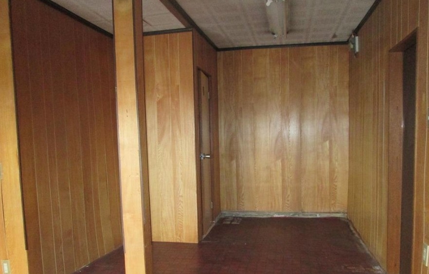 園田（6.35坪）の店舗物件画像 外観・内観1