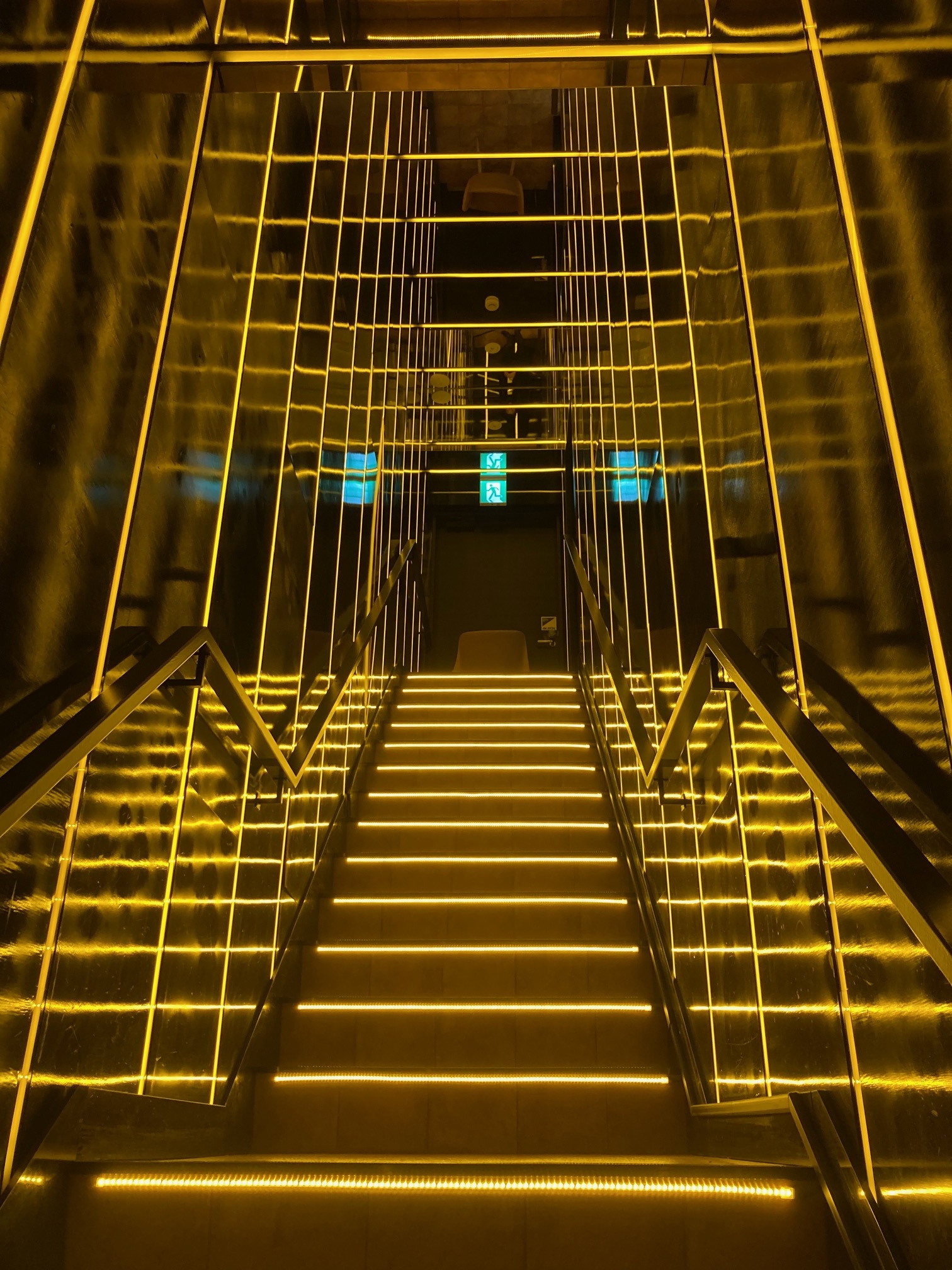 銀座（70.65坪）の店舗物件画像 外観・内観1