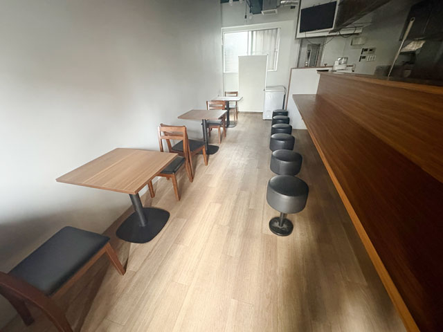 蓮根（12.1坪）の店舗物件画像 外観・内観1