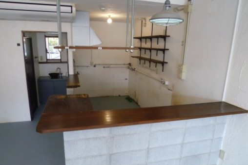 川西能勢口（10坪）の店舗物件画像 外観・内観1