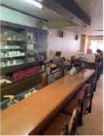 岸和田（14坪）の店舗物件画像 外観・内観1