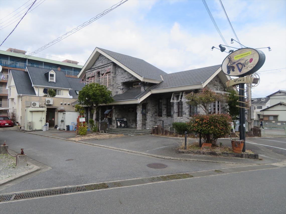 余部（38.76坪）の店舗物件画像 外観・内観1