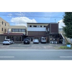 豊川（56.87坪）の店舗物件画像 外観・内観1