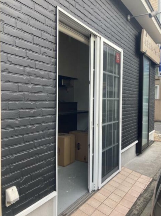 要町（3.35坪）の店舗物件画像 外観・内観1