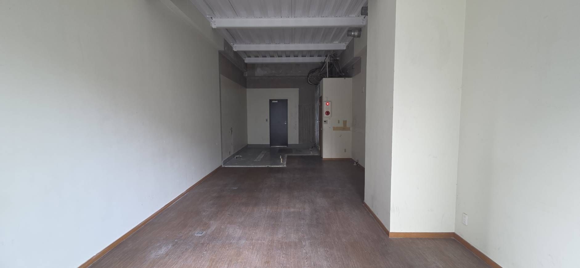 渡辺通（12.1坪）の店舗物件画像 外観・内観1