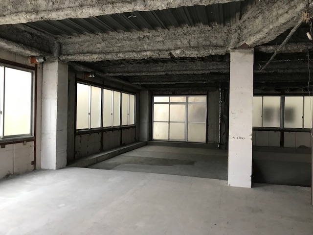 五香（39.4坪）の店舗物件画像 外観・内観1