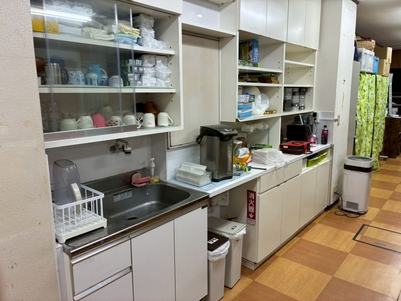 関内（32.94坪）の店舗物件画像 外観・内観1