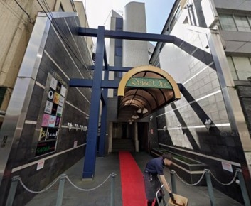 立川（34.49坪）の店舗物件画像 外観・内観1