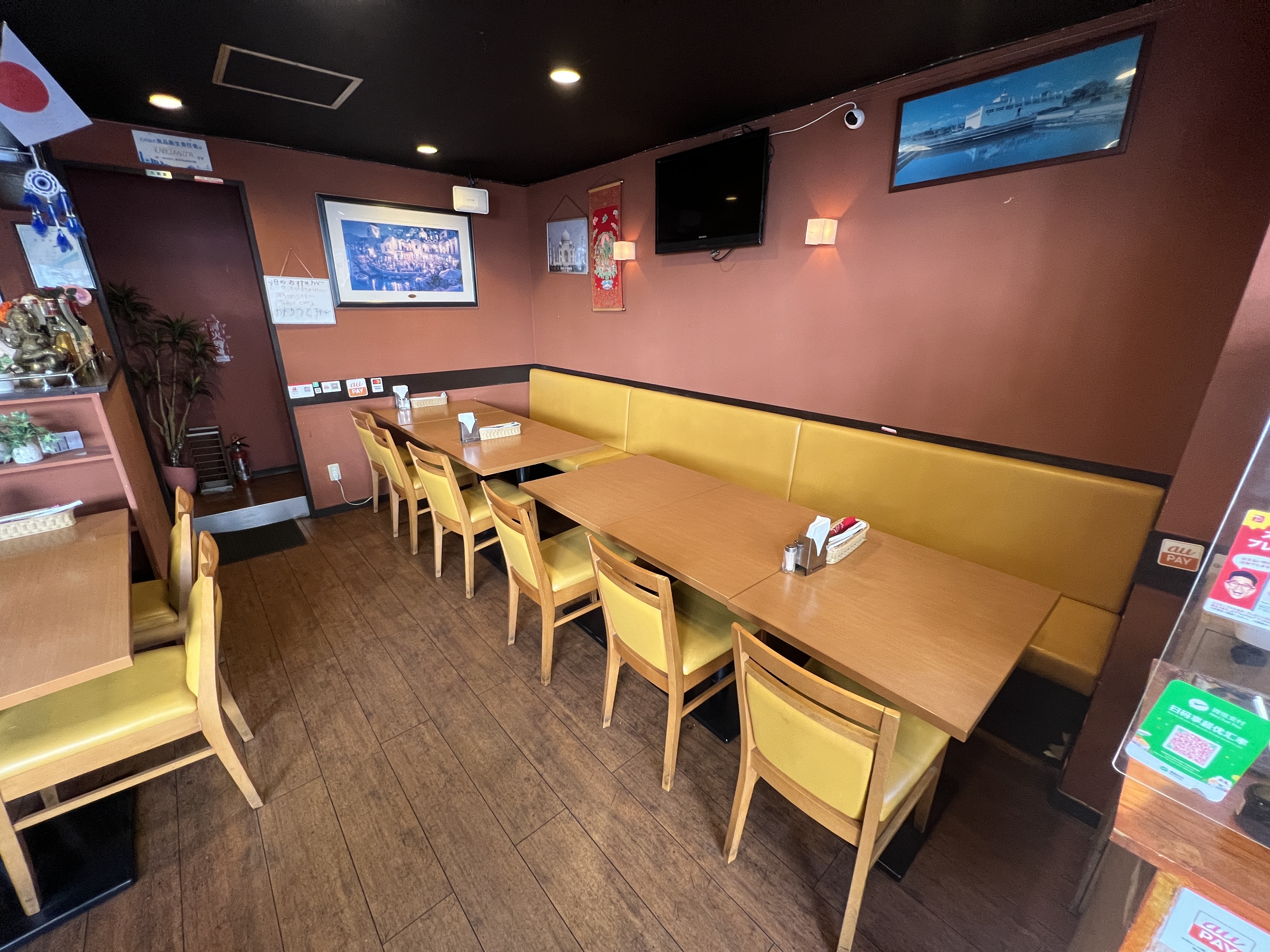 関内（16.25坪）の店舗物件画像 外観・内観1