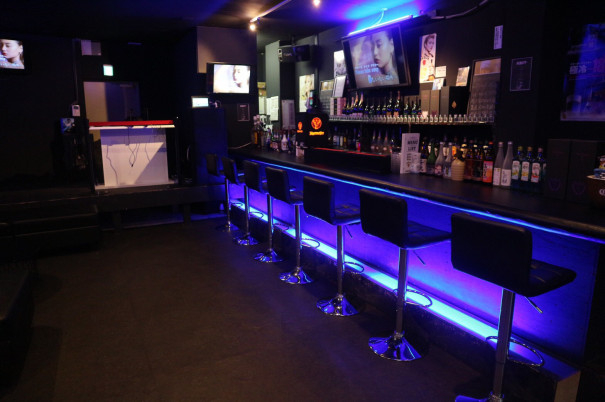 福生（29.72坪）の店舗物件画像 外観・内観1