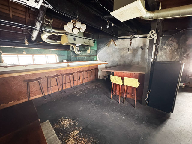 福島（7.27坪）の店舗物件画像 外観・内観1