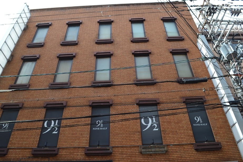 西中島南方（5.58坪）の店舗物件画像 外観・内観1